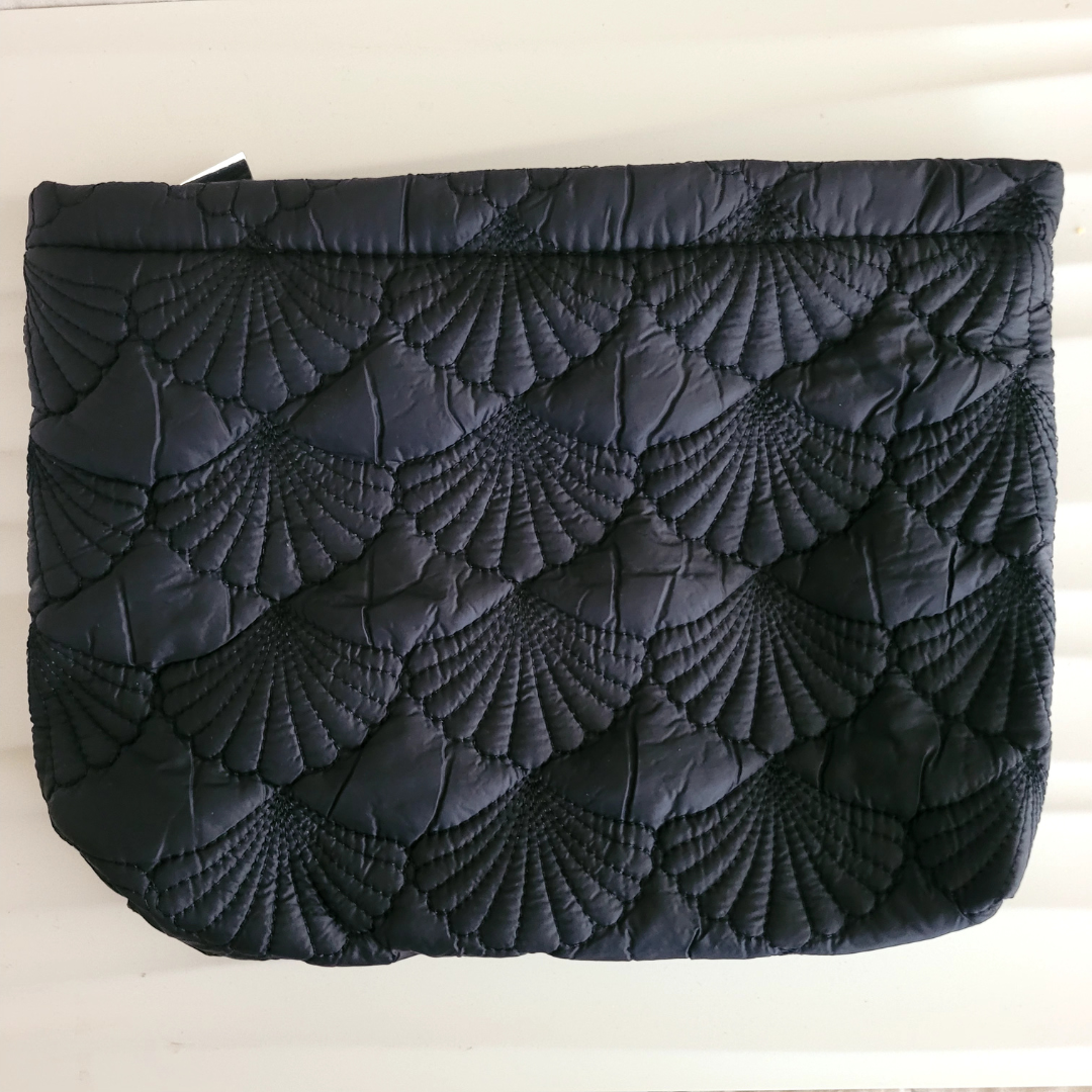 Signature Holiday Set